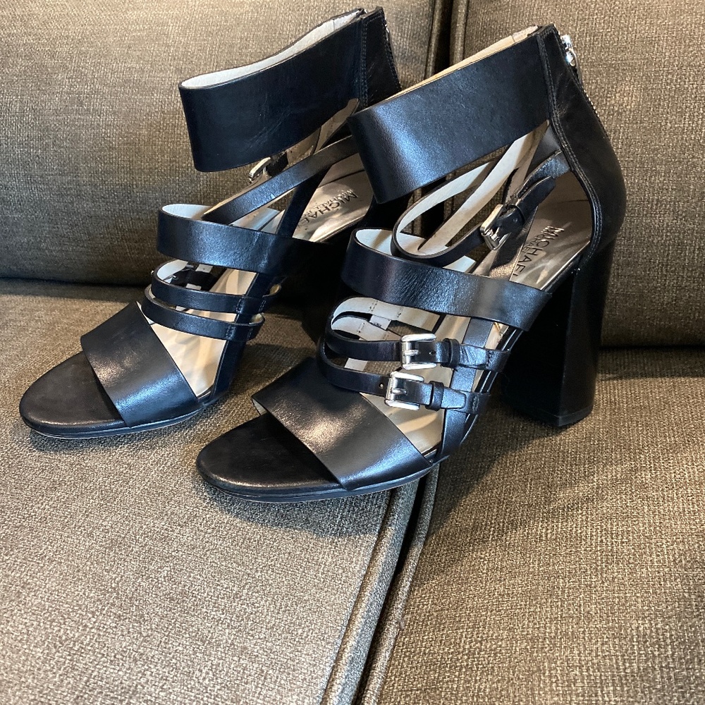 Michael kors size 9 m heels